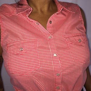 Red and White Gingham Pearl Snap Sleeveless Tank